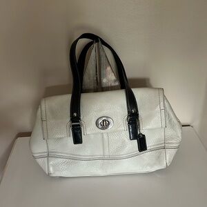 Coach shoulder bag